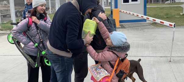Family reunion at Ukraine border