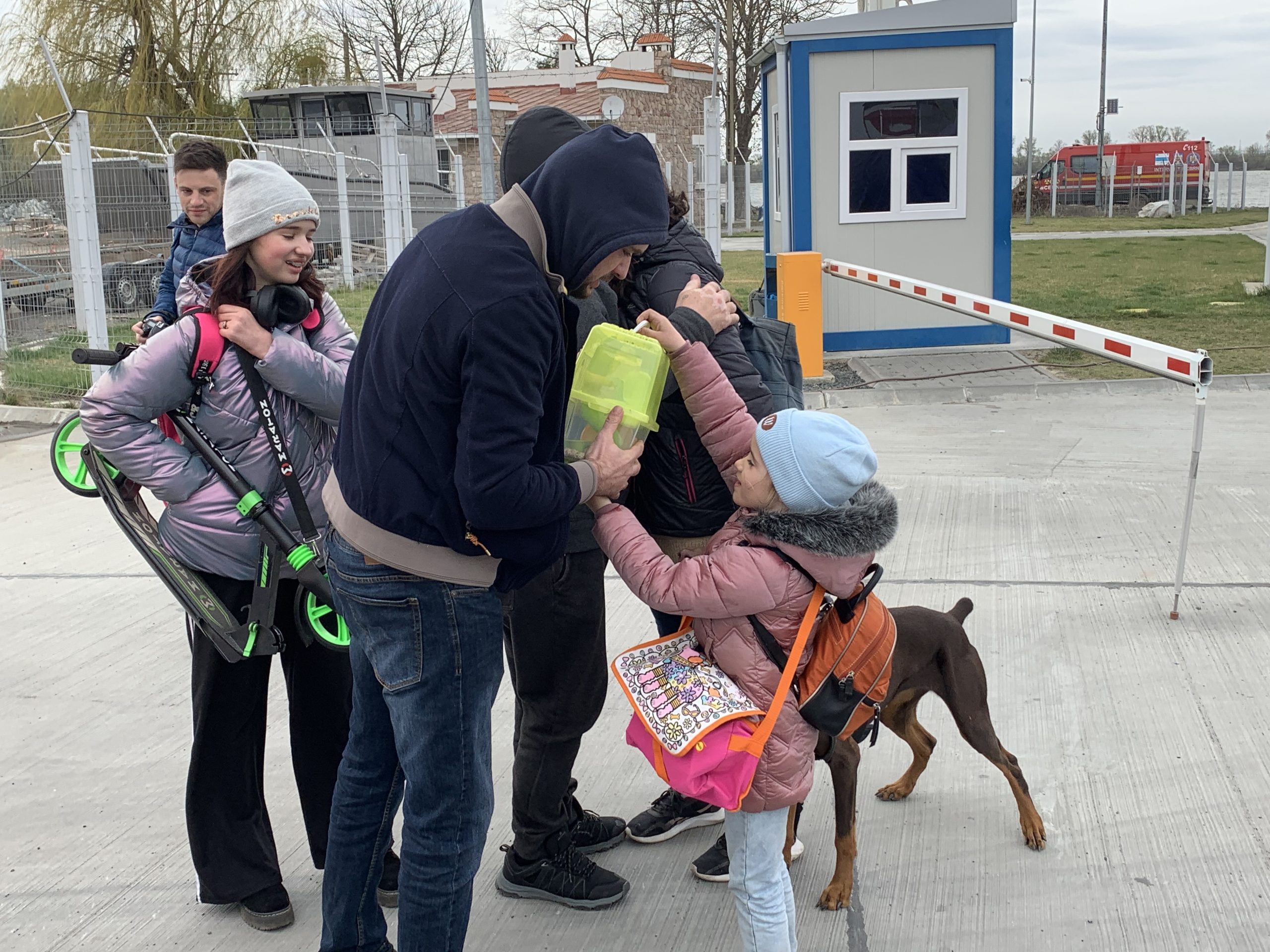 Family reunion at Ukraine border